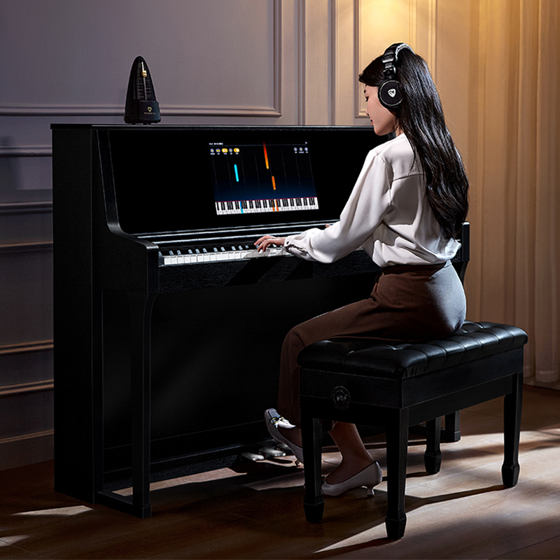智能鋼琴新標(biāo)桿：特倫斯智慧鋼琴深度評測與專業(yè)推薦